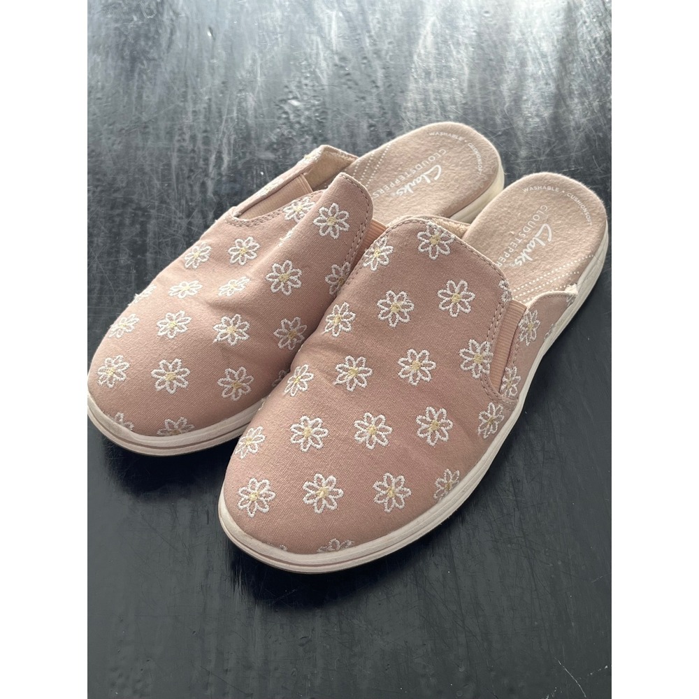 Clarks Cloudsteppers Breeze‎ Shore mules taupe canvas & white daisy pattern US 8